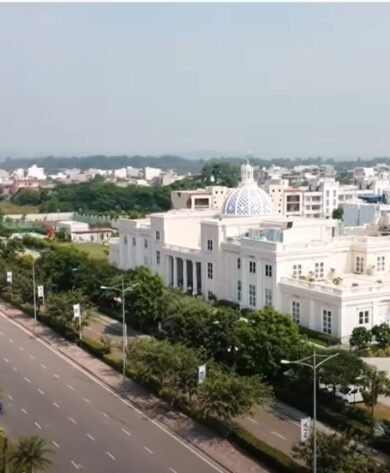 DLF HYPE PARK, CHANDIGARH